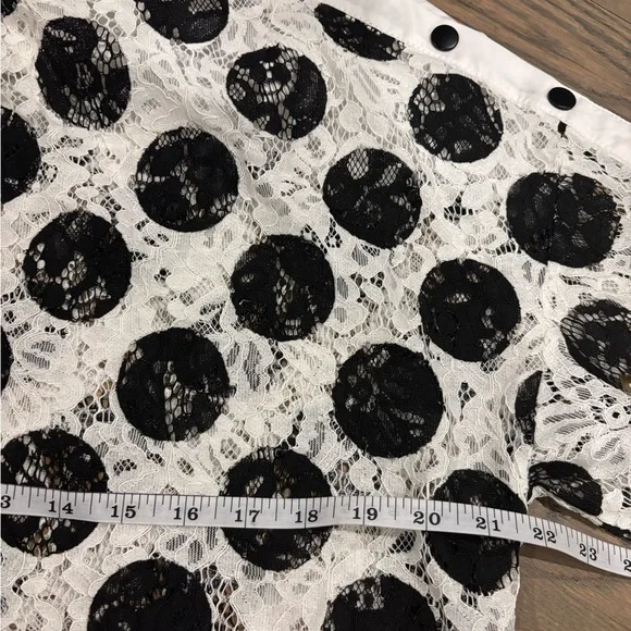 Zara White and Black Lace Detail Dress. Medium. NWT! - Picture 5 of 7